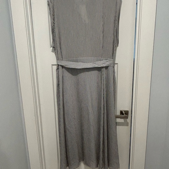 NWT Calvin Klein Women’s Plus Size 24 Striped Button Sleeveless Dress - Picture 12 of 13